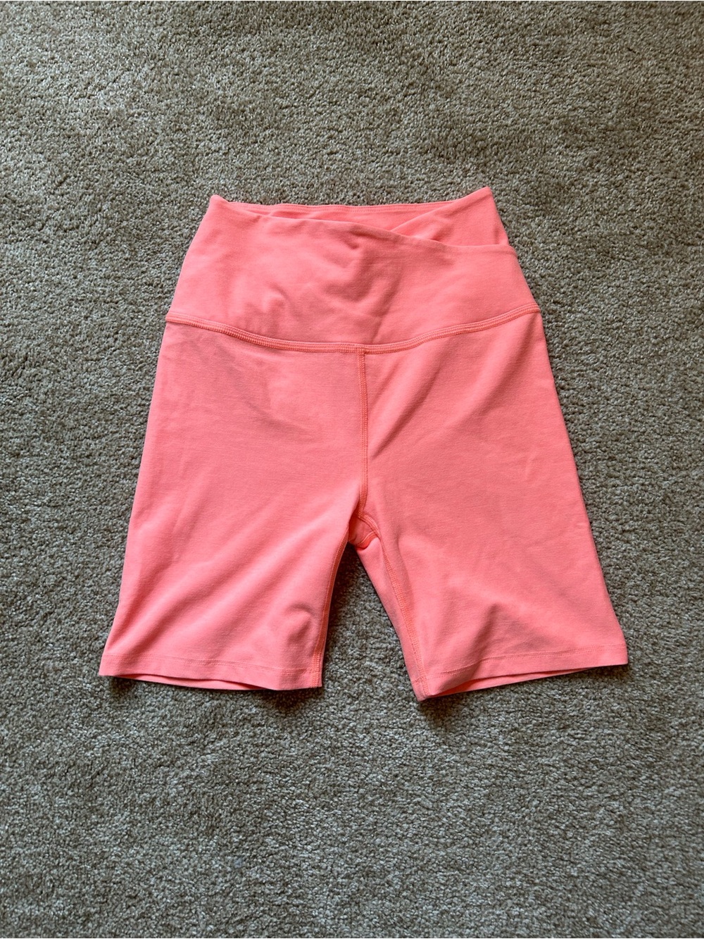 Beyond Yoga Coral Shorts Small